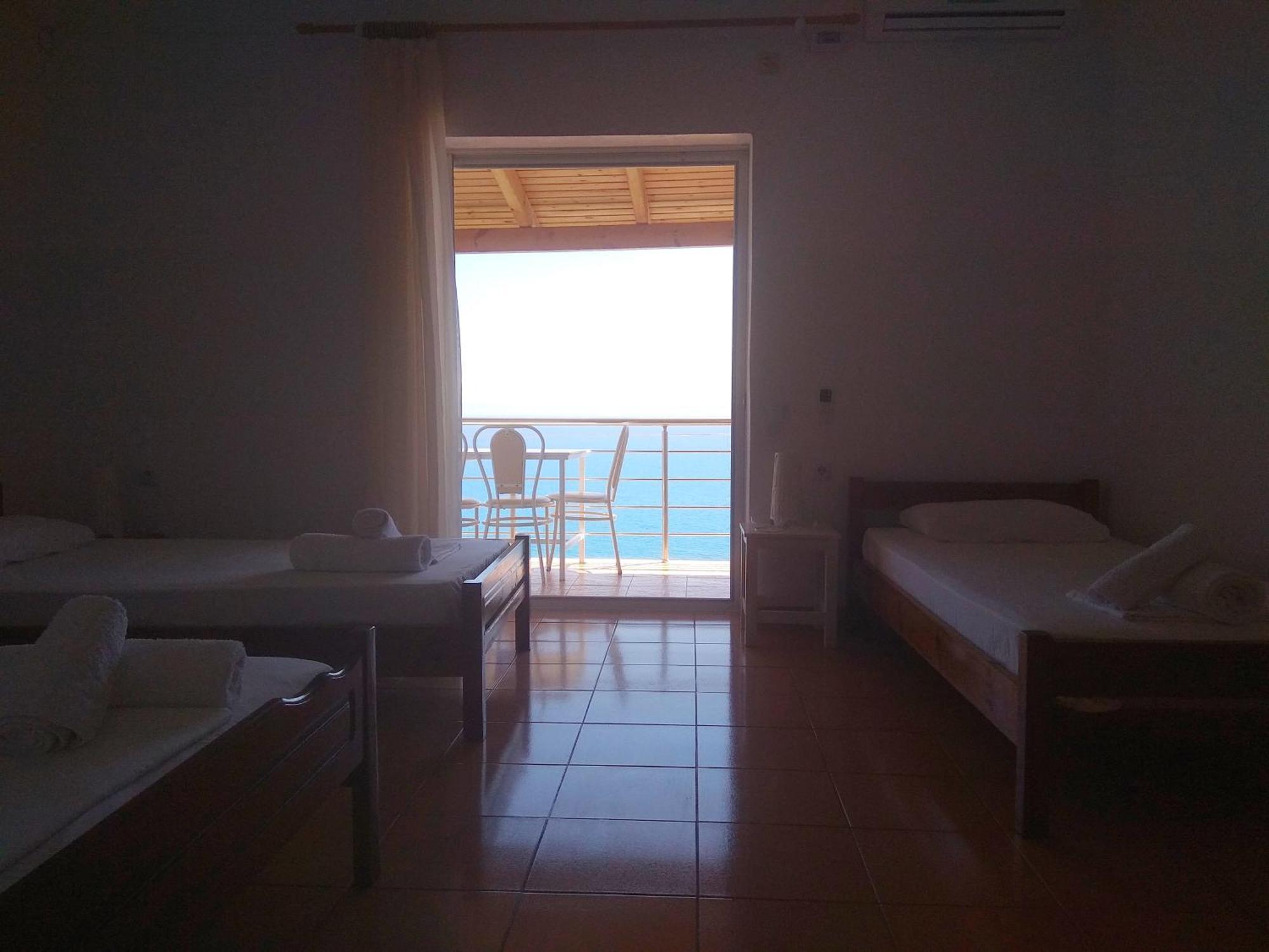 Qeparo Pano Rooms Номер фото